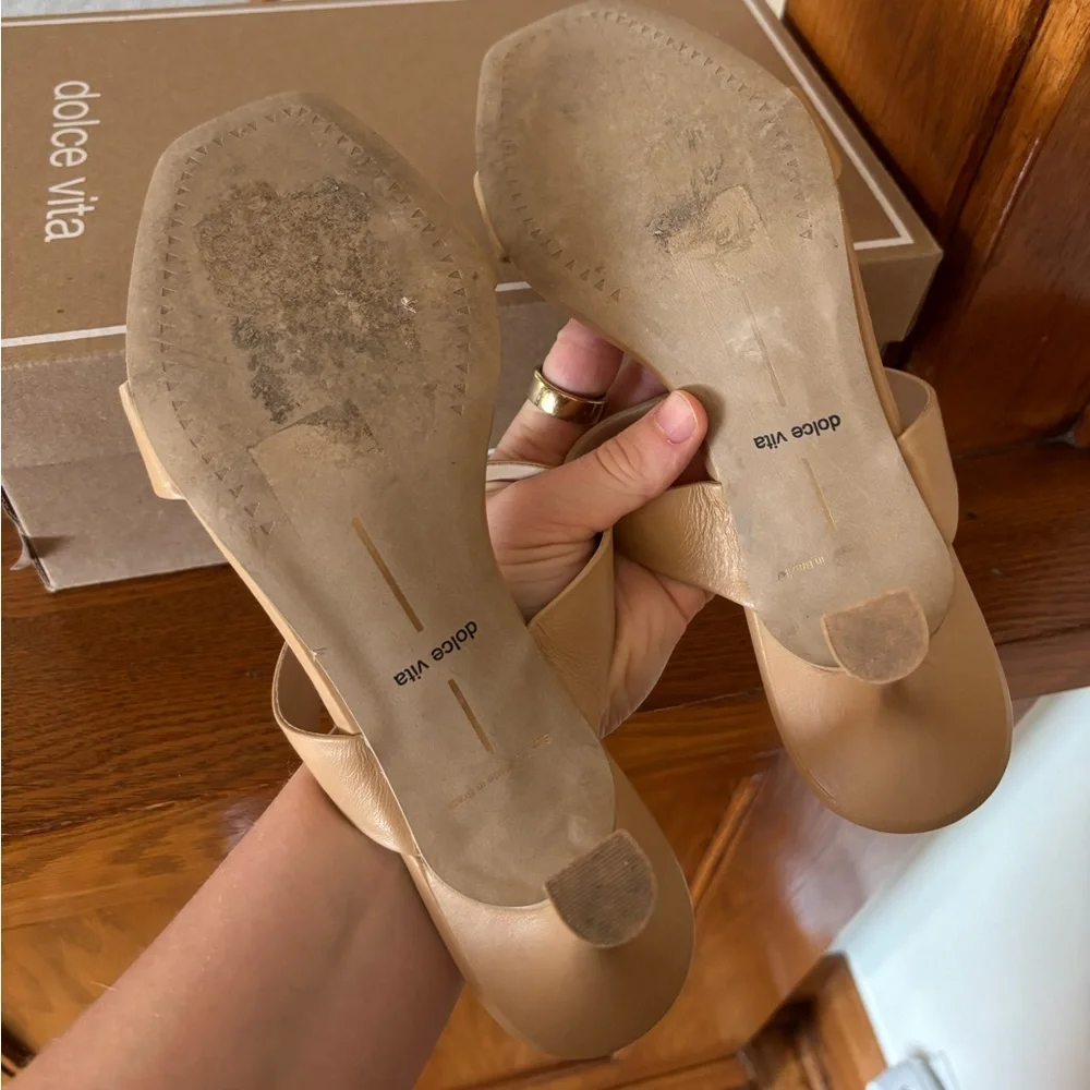 Dolce Vita Genora Slide Sandal - Picture 4 of 6